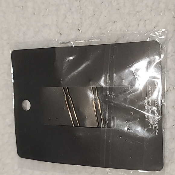 3+/$5 Each Hairclips At First Twilight Gold Gorgeousness. SALE NWT - Picture 3 of 3